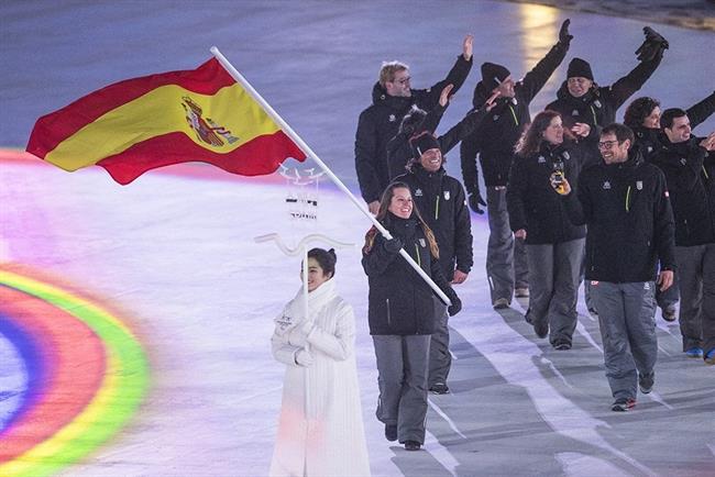 Astrid Fina abandera la delegación española en la Apertura de Pyeongchang 2018 | CPE ep astrid fina abanderadelegacion espanolala aperturapyeongchang 2018
