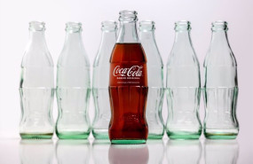 ep botella de vidrio de coca cola europacific partners