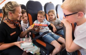 ep easyjet incorpora 300 bibliotecasliteratura infantilbordosus aviones