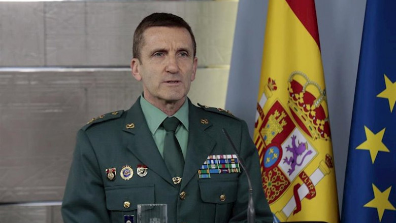 ep el jefe del estado mayor de la guardia civil jose manuel santiago marin en una de las ruedas de