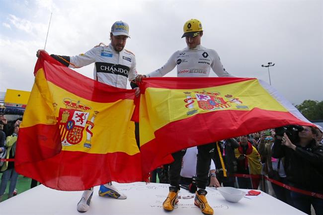 Fernando Alonso Carlos Sainz Gran Premio España Barcelona | RENAULT - Archivo ep fernando alonso carlos sainz gran premio espana barcelona