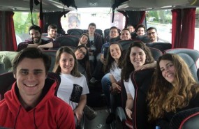 ep jovenes cordobesesun autobus caminoroma