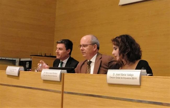María Jesús Montero con empresarios en Cádiz | EUROPA PRESS ep maria jesus monteroempresarioscadiz