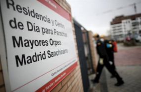 ep militares de la unidad militar de emergencias ume se dirigen a la residencia y centro de dia