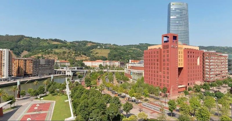 ep millenium hotels compra el hotel melia bilbao por 492 millones