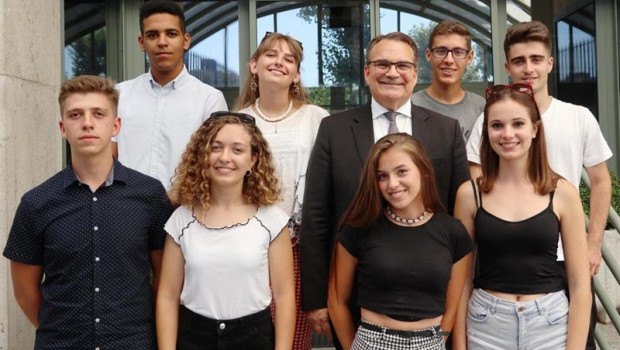 ep ministro consejerola embajadaestados unidos benjamin ziff conestudiantes espanolesviajaranspace campalabama eeuu