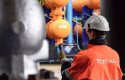 ep trabajador de la petrolera francesa total ep trabajador de la petrolera francesa total