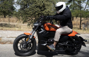 ep una moto de velca