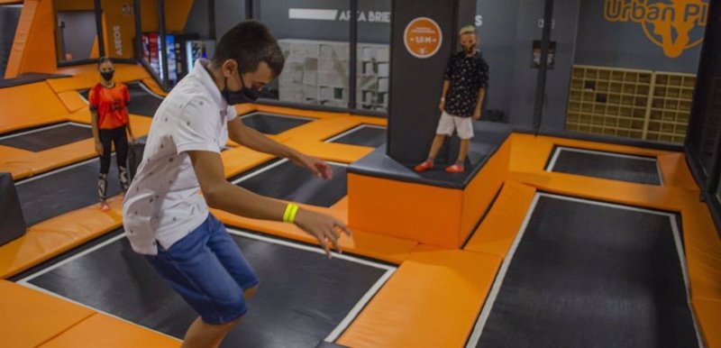 ep urban planet reabre en gran canaria su centro de ocio deportivo bajo estrictas medidas de higiene