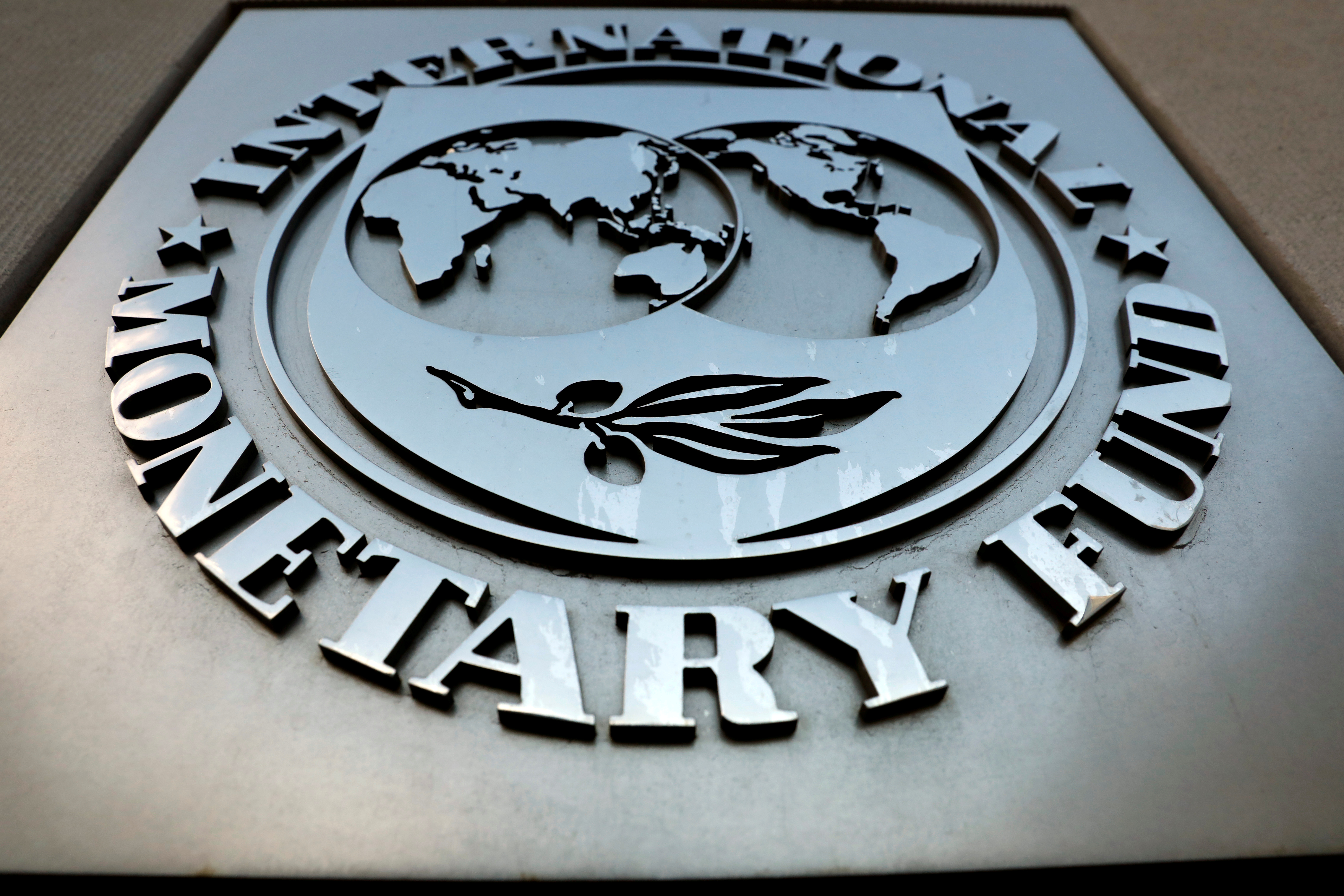 El FMI reconoce que un acuerdo China-EEUU que elimine aranceles mejorará la economía