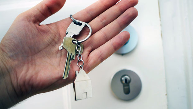 dl mortgage housing real estate approvals lending home loans new house keys door lock unsplash