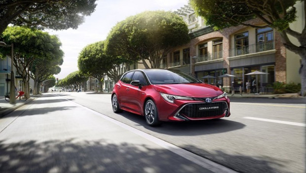ep archivo   toyota corolla hybrid