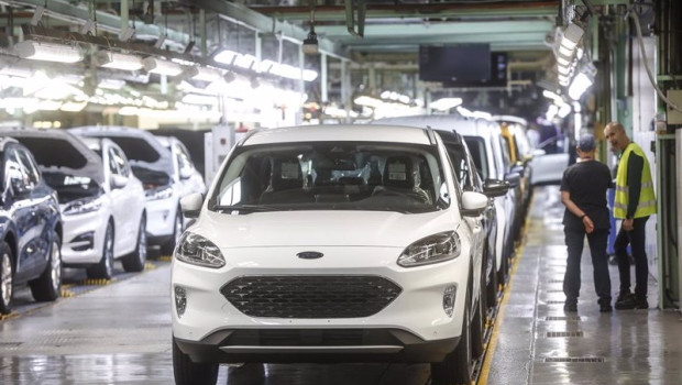 ep archivo   varios vehiculos en la fabrica de ford en almussafes a 24 de octubre de 2022 en