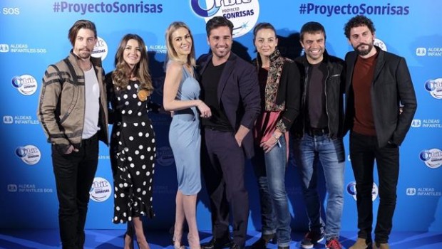 ep bustamante paco leonleonor watling ponen vozla cancion solidaria tu sonr