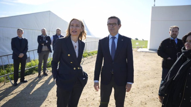 ep el consejero de industria energia y minas de la junta de andalucia jorge paradela y la ceo de