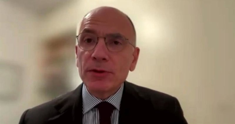El exprimer ministro de Italia, Enrico Letta, durante su intervención vía streaming en el XXIV Congreso de Directivos CEDE que se celebra en Zaragoza. | CEDE ep el exprimer ministro de italia enrico letta durante su intervencion via streaming en el xxiv