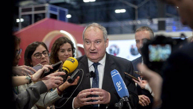 ep el ministro de industria y turismo jordi hereu atiende a los medios