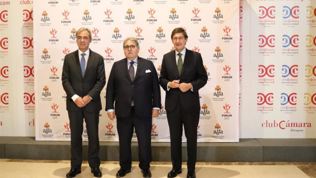 ep el presidente de aefa alfonso sese el presidente de la camara de zaragoza manuel teruel y el
