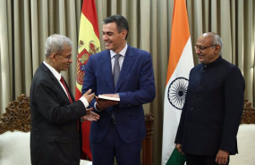 ep el presidente del gobierno pedro sanchez y el gobernador del estado de maharashtra shri cp