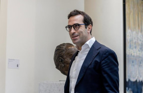 ep el vicepresidente primero del gobierno y ministro de economia comercio y empresa carlos cuerpo a