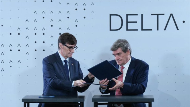 ep i d el presidente de la generalitat salvador illa y el gobernador del banco de espana jose luis