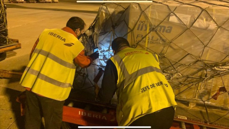 ep iberia transporta vacunas de la covid-19