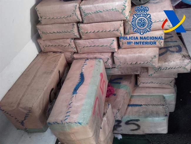 ep intervenidas cerca12 toneladashachisun barco nodriza interceptado e