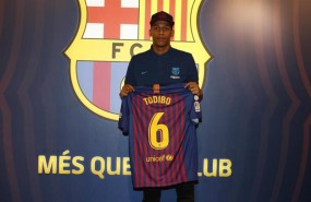 ep jugadorfc barcelona jean-clair todibo