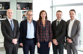 ep la presidenta de repsol electricidad y gas maria victoria zingoni y el vicepresidente senior de