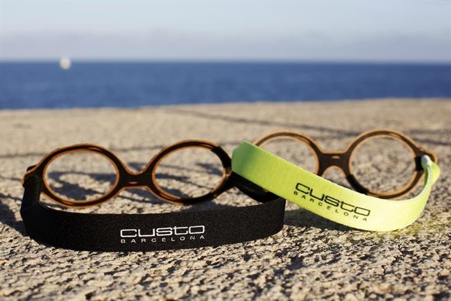 Las gafas deshechables con los cordones de Custo Barcelona | FUNDACIÓN IMO ep las gafas deshechableslos cordonescusto barcelona