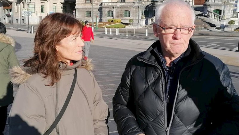 Los portavoces de Sare Joseba Azkarraga y Arantza Aldezabal han valorado este domingo las manifestaciones que este pasado sábado recorrieron las calles de Bilbao y Baiona (Francia) en defensa de los derechos de los presos de ETA. | SARE ep los portavoces de sare joseba azkarraga y arantza aldezabal han valorado este domingo las