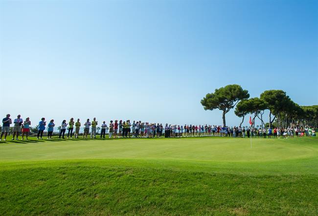 Minuto de silencio en el Estrella Damm Ladies Open por Celia Barquín | JORGE ANDREU ep minutosilencioestrella damm ladies opencelia barquin