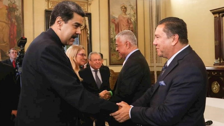 Nicolás Maduro recibe a representantes de la oposición minoritaria de Venezuela | PRESIDENCIA VENEZUELA ep nicolas maduro recibe a representantes de la oposicion minoritaria de venezuela