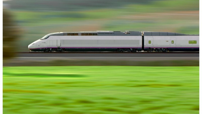 Renfe lanza una oferta de empleo para incorporar 826 trabajadores, | EUROPA PRESS/RENFE - Archivo ep renfe lanzaofertaempleoincorporar 826 trabajadores