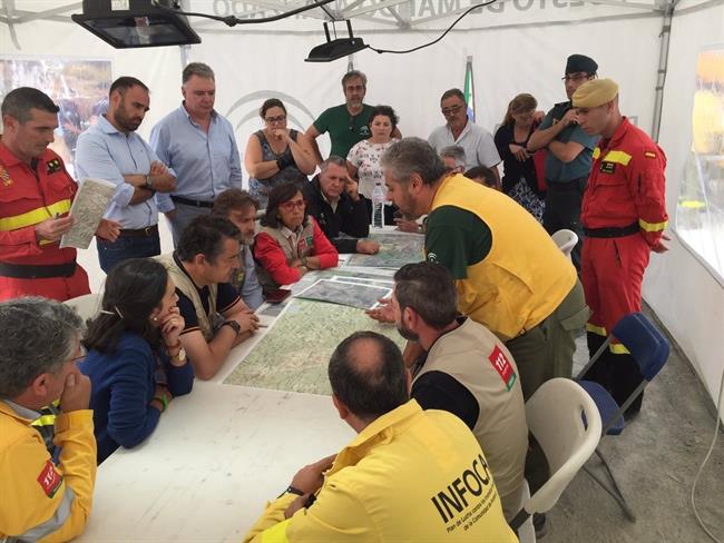 Reunión de coordinación por el incendio de La Granada de Riotinto | EUROPA PRESS/JUNTA DE ANDALUCÍA ep reunioncoordinacionincendiola granadariotinto