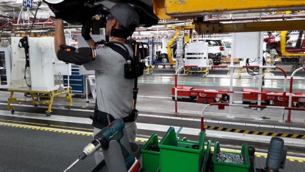 ep trabajadorun exoesqueletola plantavigo