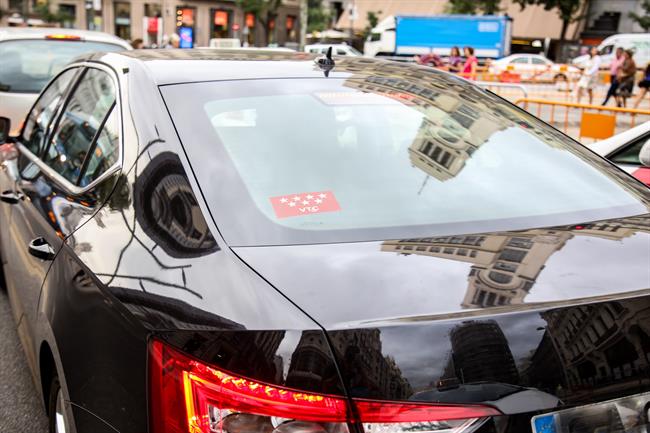 RICARDO RUBIO/EUROPA PRESS - Archivo ep un cohe amb llicncia vtc -ubercabify- circula per madrid