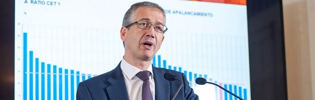 pablo hernandez cos banco espana apie santander portada pablo hernandez cos banco espana apie santander portada