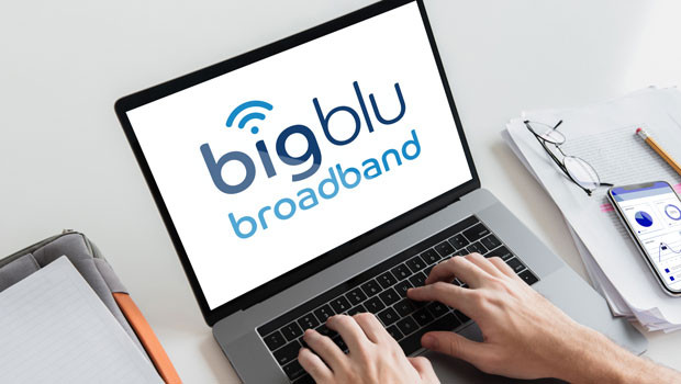 dl bigblu broadband aim internet wireless rural infrastructure telecoms satellite australia norway nordics technology logo