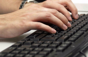 ep archivo   el 43 de los expertos y empresarios cree que la ia generativa no destruira empleos a