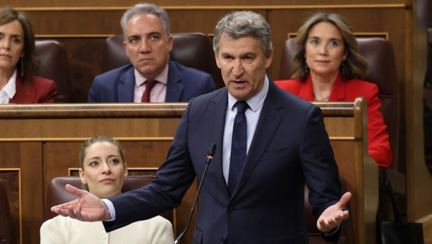 ep el presidente del partido popular alberto nunez feijoo interviene durante una sesion de control ep el presidente del partido popular alberto nunez feijoo interviene durante una sesion de control