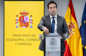 ep el vicepresidente primero y ministro de economia comercio y empresa carlos cuerpo ofrece