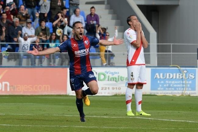 Ferreiro celebra el gol del Huesca | SD HUESCA ep ferreiro celebragolhuesca