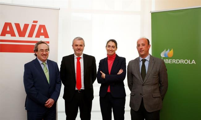 Iberdrola y Avia se alían para impulsar los puntos de recarga en gasolineras | IBERDROLA ep iberdrolaaviaalianimpulsarpuntosrecargagasolineras