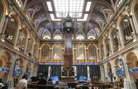 ep interior del palacio de la bolsa de madrid espana