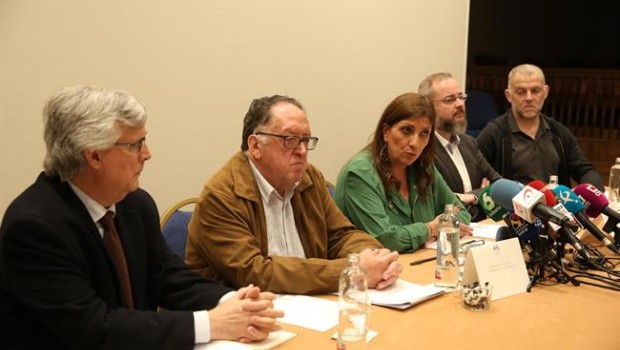 ep la asociacion familias victimasyak-42ruedaprensa