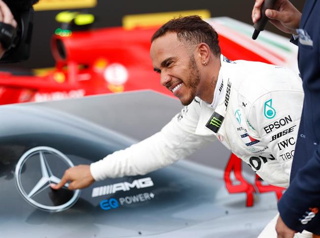 Lewis Hamilton renueva con Mercedes | MERCEDES ep lewis hamilton renuevamercedes