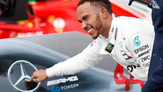 ep lewis hamilton renuevamercedes