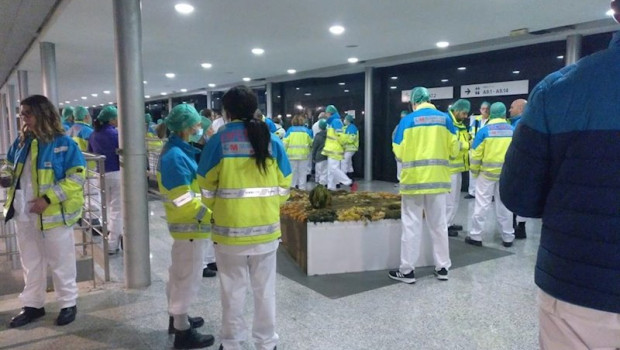 ep profesionales sanitarios en el hospital provisional de ifema en la jornada del domingo donde se