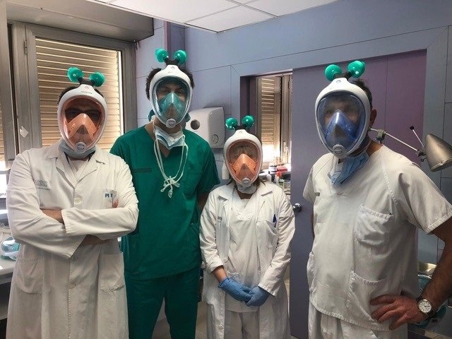 ep sanitarios del hospital de arnau de vilanova con mascaras de buceo adaptados como respiradores ep sanitarios del hospital de arnau de vilanova con mascaras de buceo adaptados como respiradores